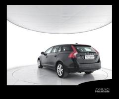 VOLVO V60 D3 Momentum - PER OPERATORI DEL SETTOR