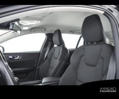 VOLVO V60 D3 Momentum - 9