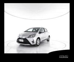 TOYOTA Yaris 1.5 Hybrid 5 porte Active