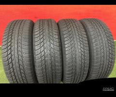 215 65 17 Gomme Invernal Bridgestone 95% 215 65R17