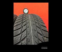 215 65 17 Gomme Invernal Bridgestone 95% 215 65R17