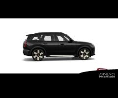 MINI Countryman Cooper C Favoured M Package