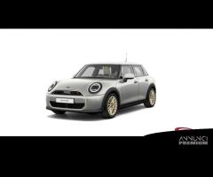 MINI Cooper S 5 PORTE FAVOURED