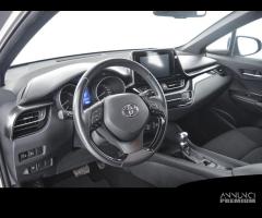 TOYOTA 4 Runner 1.8 Hybrid E-CVT Style - 8