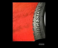 205 50 17 Gomme Inverna 2022 Bridgestone 205 50R17