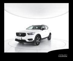 VOLVO XC40 D3 AWD Geartronic R-design