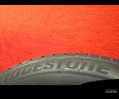 225 60 17 Gomme Inver 70-90% Bridgestone 225 60 17 - 6