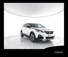 PEUGEOT 3008 GT Hybrid4 300 e-EAT8 GT Line