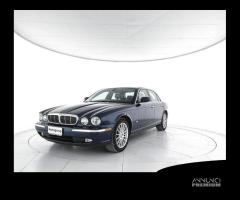 JAGUAR XJ 2.7 D V6 cat Executive