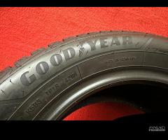 215 55 16 Gomme Invernali 90/99% Dunlop 215 55R16 - 4