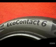 215 65 17 Gomme Estive 99% Continental 215 65R17 - 8