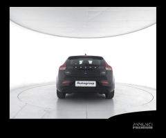 VOLVO V40 D2 Momentum - 6