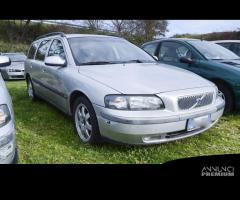 VOLVO V70 2.4 D5 20V cat- PER OPERATORI DEL SETT