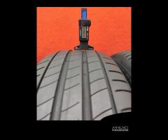 215 65 17 Gomme Estive 2016 60% Michelin 215 65R17 - 4