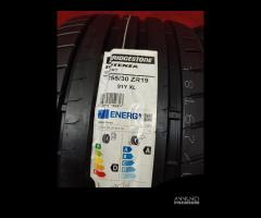 235 35 19 - 255 30 19 Gomme Estive Bridgestone