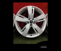 Cerchi Audi Q5 A3 A4 A6 Q3 8Jx19 ET39 5x112 66.5