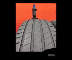 235 65 17 Gomme Estive 70-90% Michelin 235 65R17 - 4