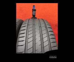 235 60 18 Gomme Estive 75% Michelin 235 60R18 - 2