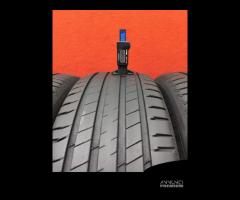 235 60 18 Gomme Estive 75% Michelin 235 60R18 - 4