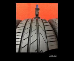 235 65 17 Gomme Estive 95% Hankook 235 65R17 - 3