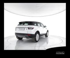 LAND ROVER Range Rover Evoque 2.2 TD4 5p. Pure