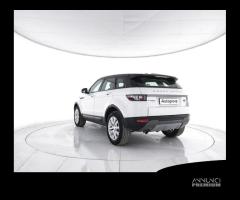 LAND ROVER Range Rover Evoque 2.2 TD4 5p. Pure