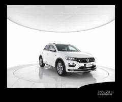 VOLKSWAGEN T Roc 1.0 TSI R-Line