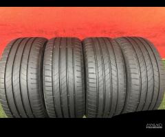 255 40 20 Gomme Estive 2022 Bridgestone 255 40R20