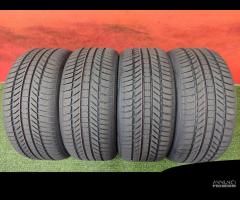 245 40 18 Gomme Invernali NEW Continenta 245 40 18