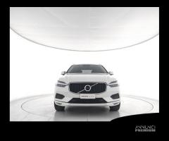 VOLVO XC60 B4 Geartronic Momentum Pro