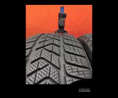 225 50 17 Gomme Invernali 95% Pirelli 225 50R17