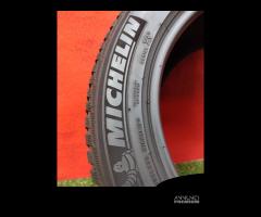 215 55 17 Gomme Inverna 90-95% Michelin 215 55 R17 - 6