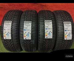 205 60 16 Gomme Invernali NEW Bridgeston 205 60R16