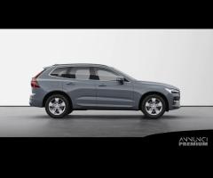 VOLVO XC60 Mild Hybrid B4 (d) AWD automatico Cor