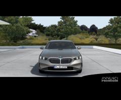 BMW i5 eDrive40