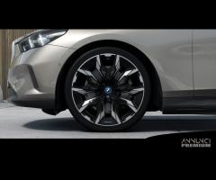 BMW i5 eDrive40 - 8