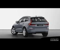 VOLVO XC60 Mild Hybrid B4 AWD automatico Essent