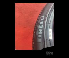 255 40 20 Gomme Invernali 95% Pirelli 255 40R20 - 6