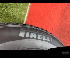 205 55 16 Gomme Invernali 70% Pirelli 205 55R16 - 6