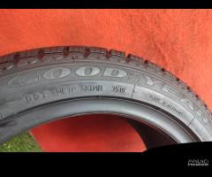 205 50 17 Gomme Invernali Dunlop RunFlat 205 50R17