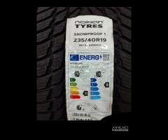 235 40 19 Gomme Invernali NEW Nokian 235 40 R19