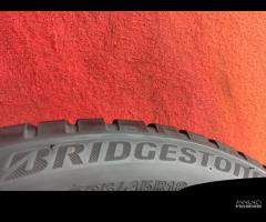 225 45 18 Gomme Invernali Bridgestone 225 45R18 - 6