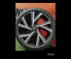 Cerchi VW Golf 8 7 GTE GTI GTD R Gomme 225 40 18