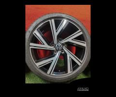 Cerchi VW Golf 8 7 GTE GTI GTD R Gomme 225 40 18