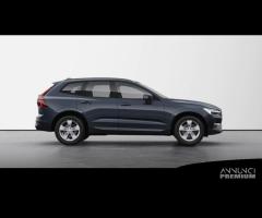 VOLVO XC60 Mild Hybrid B4 AWD automatico Essent