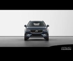 VOLVO XC60 Mild Hybrid B4 AWD automatico Essent