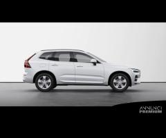 VOLVO XC60 Mild Hybrid B4 (d) AWD automatico Cor