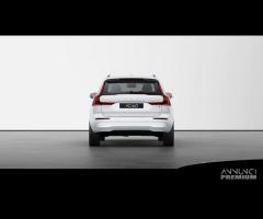 VOLVO XC60 Mild Hybrid B4 (d) AWD automatico Cor