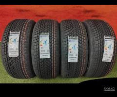 235 45 18 Gomme Invernali 2024 GoodYear 235 45R18