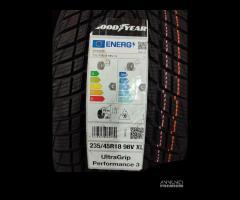 235 45 18 Gomme Invernali 2024 GoodYear 235 45R18